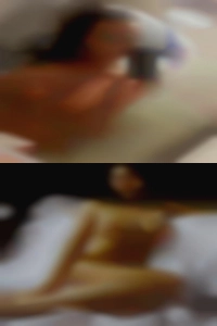 Gorgeous brunette ex women sex club model,5ft 7in.