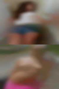 Can be seen pussy in public with hot me!!!